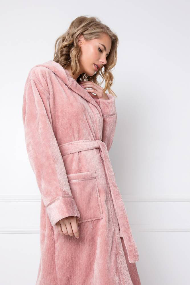 Worauf sollten Sie bei der Wahl des Bademantels achten?