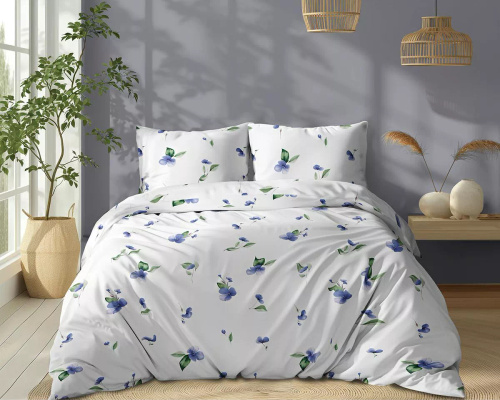 5769 B Cotton Bloom Detexpol weiße Baumwollbettwäsche mit blauen Blumen und grünen Blättern – 100 % Baumwolle, doppelseitig, polnische Produktion