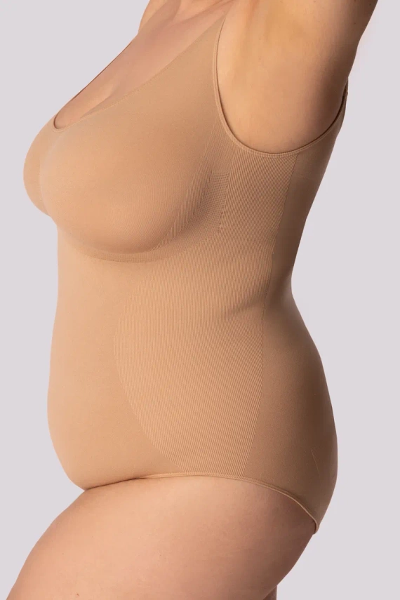 Modellierender Body „Mona“ in Beige
