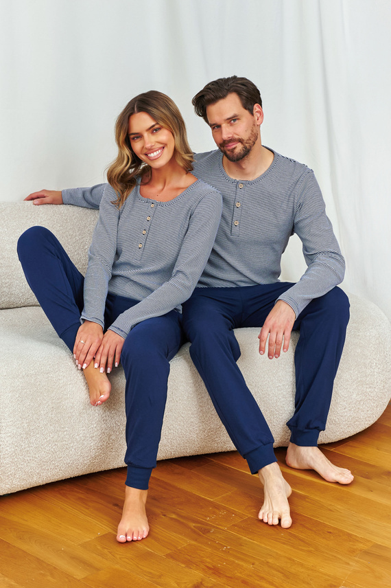 7352 Doctor Nap – Baumwollpyjama mit langen Ärmeln für Damen | Polnische Produktion - Brombeere