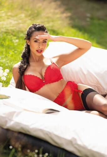 M-0198/11/2 Estelle BH-Matte – rot