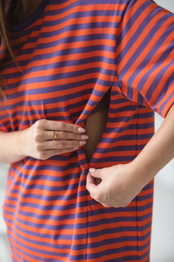 Mamahood Milk&Love Schwangerschafts- und Still-T-Shirt, lila und orange – bequem und stilvoll