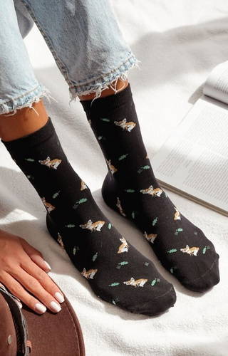0200-182 Foxes and Leaves Milena Damensocken – Baumwolle – Schwarz