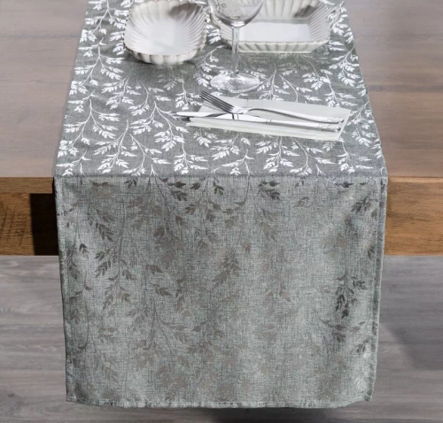 Simona-Tischdecke mit glänzendem Eurocurtain-Aufdruck, silberfarben