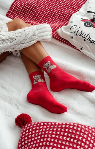 1283-031 Milena rote Damensocken – Weihnachtsteddybär, Baumwolle