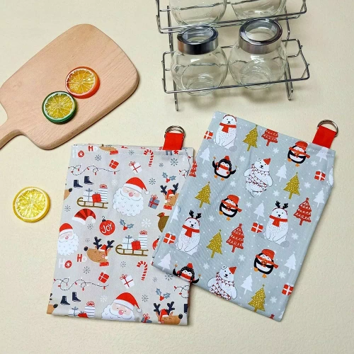 Weihnachtsküchenschürze Santa 60x75 weiß rot Weihnachtsmänner - Baumwolle von Igli i Nitki