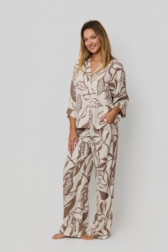 Damenpyjama Luna PX63 Mefemi by Nipplex – 100% Viskose, Pflanzenprint, Knopfleiste, Lange Hose mit Taschen | Premium Komfort