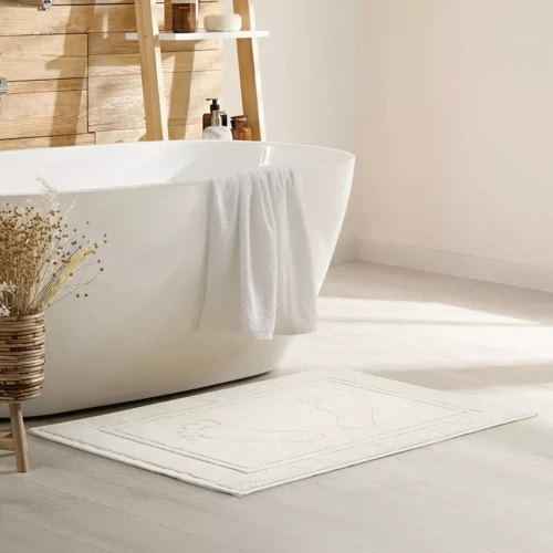 Sammy Eurocurtains cremefarbener Badezimmerteppich