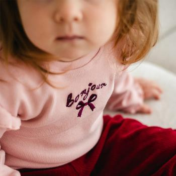 Fluffy Tails Eevi gerippte Babybluse – rosa, mit Rüschen an den Schultern