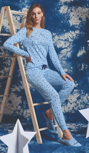 Denisa Sorbetto Pyjama – blau, feminin, mit metallischer Aufschrift und Schleife