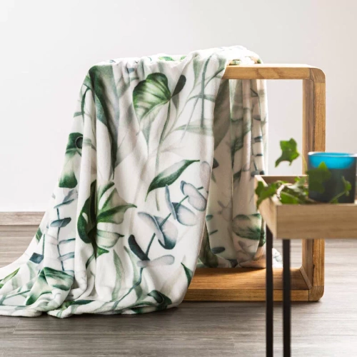 Ellen Blanket Tagesdecke lässt Eurocurtains weiß