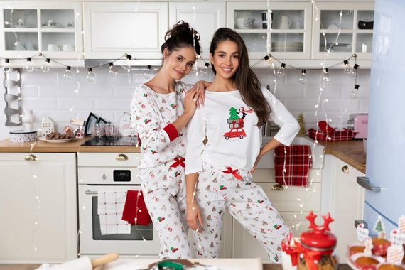 Lillian Sensis Damen Schlafanzug -ecru