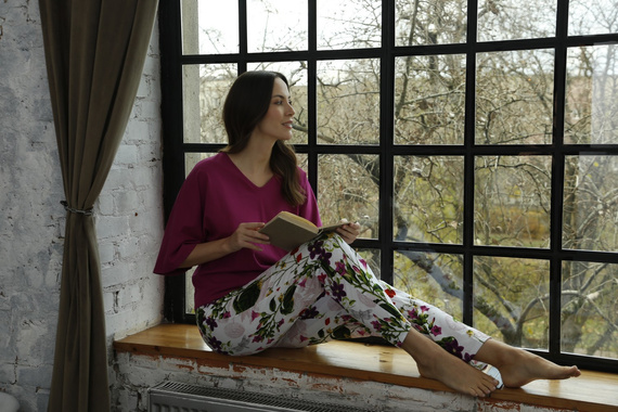 86668 Nataly Damenpyjama Möwe dunkelrosa Blumen