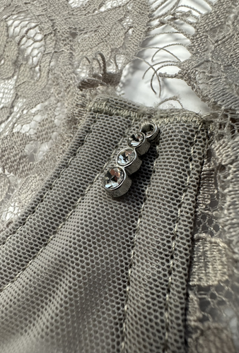 Zovel Body Light Grey Passion grey – eleganter Damen-Body