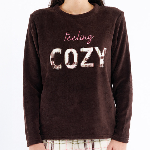 Brauner Pyjama von Liliana Sorbetto – warmes, kariertes Fleece mit Stickerei