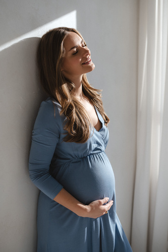 Bambus Still- und Umstandsnachthemd Star Light – atmungsaktiv, feminin, ideal für Klinik und Stillzeit