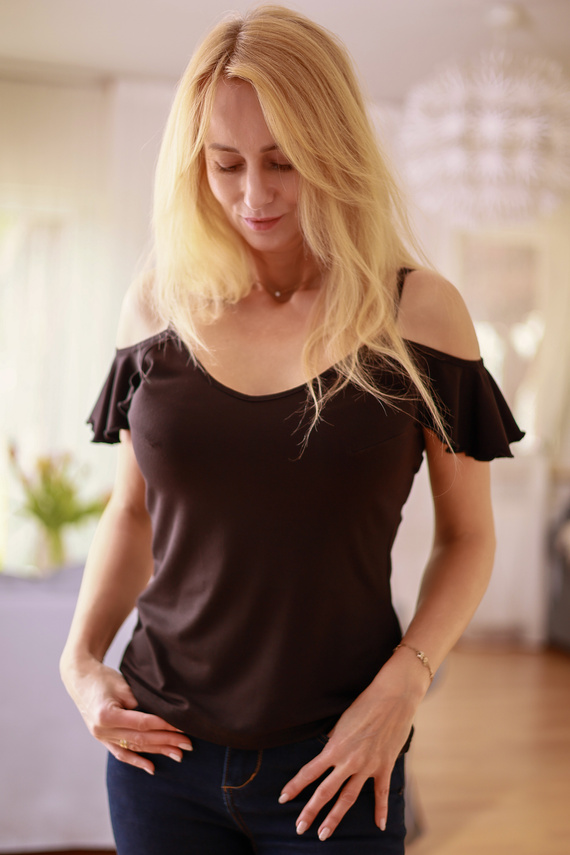 Vera Mirale Damenbluse – offene Schulter, Rüschen, Viskose – Schwarz