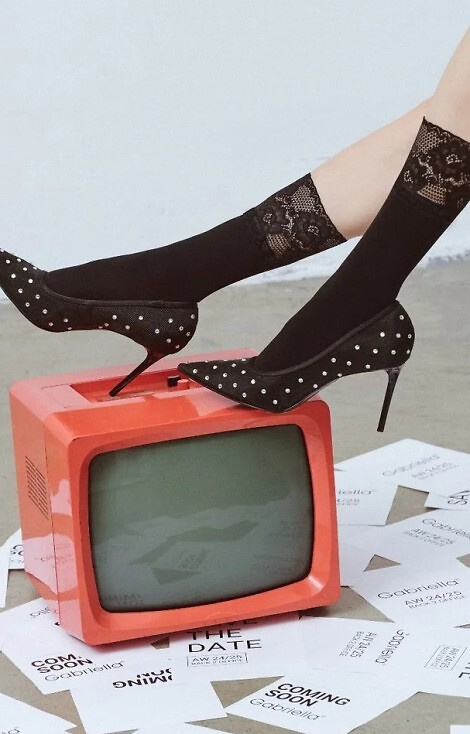 686 Nina Gabriella Socken, schwarz – Mikrofaser mit Spitze und Silikon