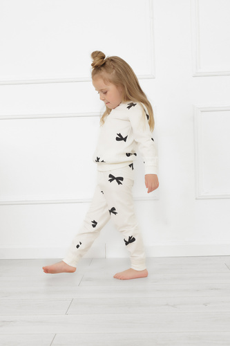 Figaro Schlafanzug für Mädchen - ecru, Baumwolle, lange Ärmel und Hose Italian Fashion 