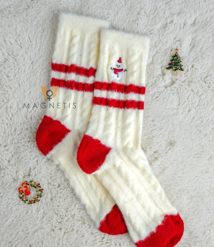 Magnetis YN5034 Damensocken – Baumwolle, Weihnachtssocken mit dekorativer Stickerei