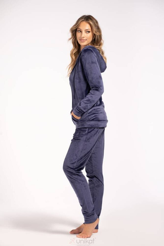 Sie haben ein einzigartiges marineblaues Trainingsanzug-Set