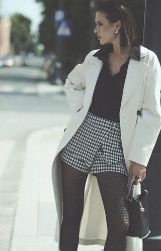 1233 Cherie Gabriella Strumpfhose 60 den schwarz – Herzmuster, 3D