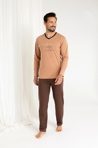 Regina 495 – beige Herren-Baumwollpyjama mit langen Ärmeln, klassischer Schnitt