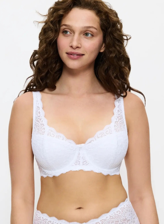 Amourette 300 WHP Triumph weiß – gepolsterter BH mit Bügel, Spitze
