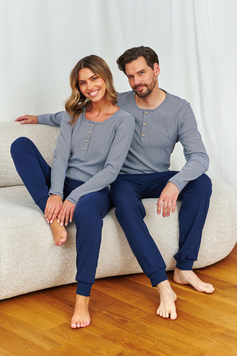 7352 Doctor Nap – Baumwollpyjama mit langen Ärmeln für Damen | Polnische Produktion - Brombeere