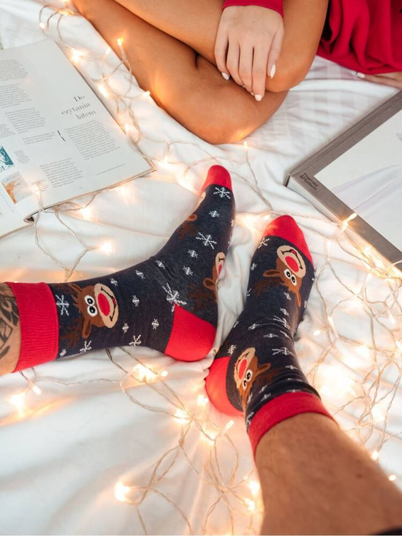 1290-019 Rentierköpfe und Schneeflocken Milena Herrensocken – Marineblau