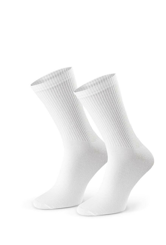 art.057 Sportliche Steven Socken aus Baumwolle, uni, mit höherem Schaft – weiß