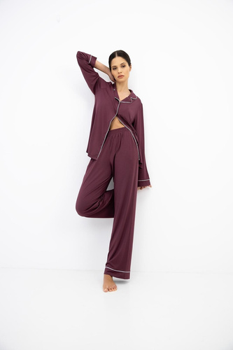 Sensis Vaya Damenpyjama 100% Viskose Dunkelblau mit Blumen und Knöpfen
