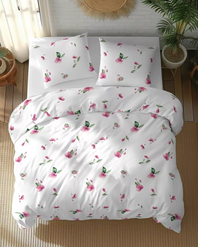 5769 A Cotton Bloom Detexpol weiße Baumwollbettwäsche mit rosa Blüten und grünen Blättern – 100 % Baumwolle, doppelseitig, polnische Produktion