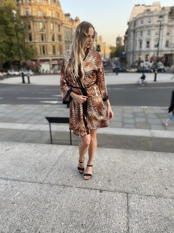 417 Valentina Damen Morgenmantel Forex - beige