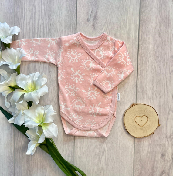 Body für Babys zum Wickeln Mamatti BD16326 rosa aus Baumwolle mit Herzchen