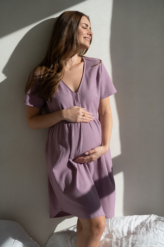 Aurora Umstands- und Stillnachthemd Lavendel Milk&amp;Love – Baumwolle, Knopfleiste, poliert