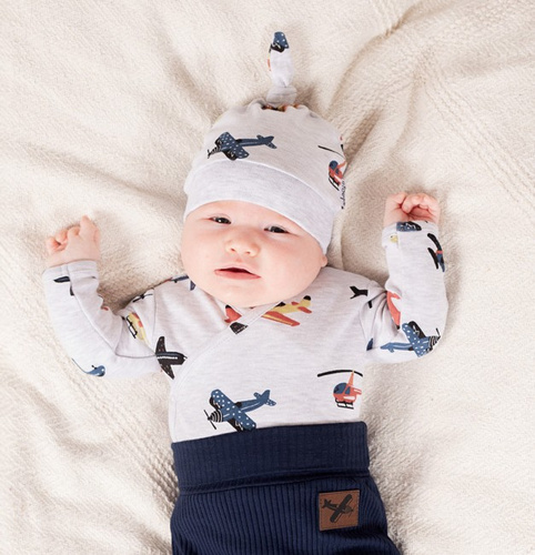 219054 Willy Nicol Babymütze – Baumwolle, Flugzeuge, gebunden