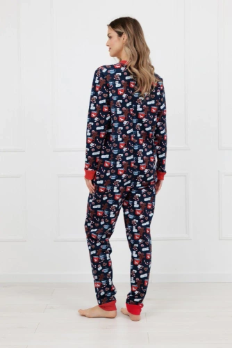Damen-Schlafoverall Makala BIS Italian Fashion – Baumwoll-Pyjama mit langen Ärmeln und Hosen, weihnachtliches Muster
