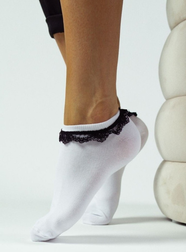 0941 Damenfüße Milena -2 weiß