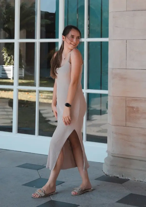 DK-K-P7 DKaren Baumwollkleid – Cappuccino