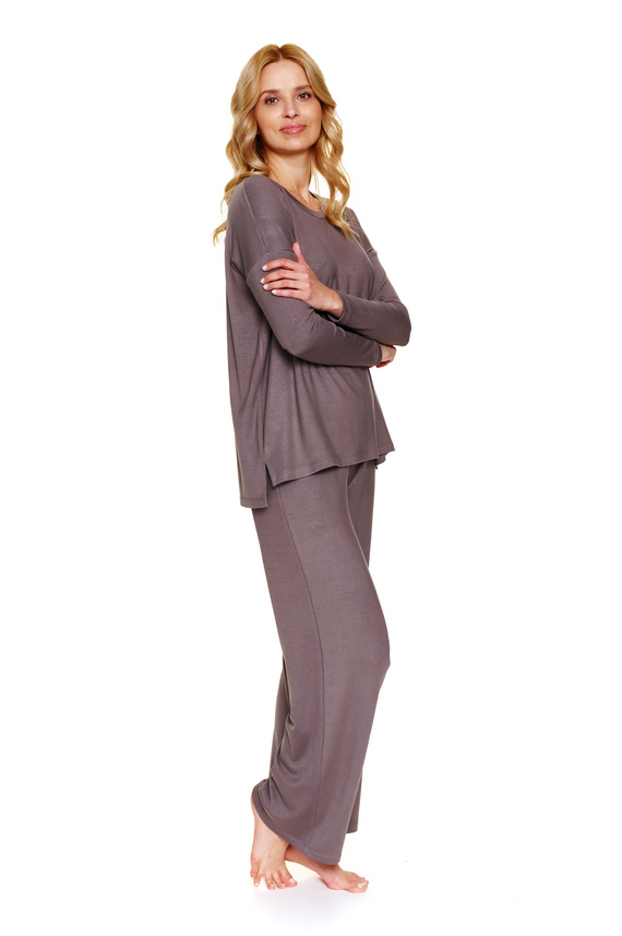 7305 Doctor Nap Damenpyjama – bequeme Viskose und Oversize-Stil – Espe