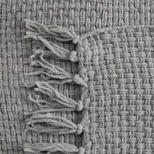 Suzi Decke, Tagesdecke, gewebt mit Fransen, Eurocurtains, grau