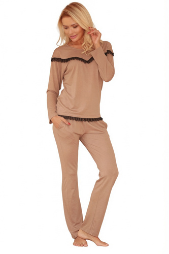 Damenpyjama Kalimo Calpe aus Viskose, lang, mit Rüschen und Taschen, Latte