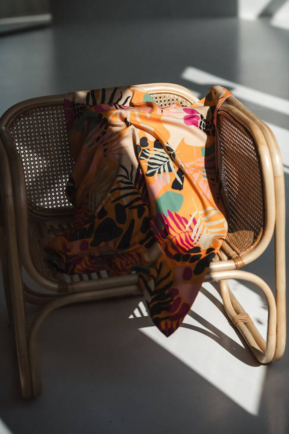 Tropical Orange Milk&Love Bambuswickeltuch