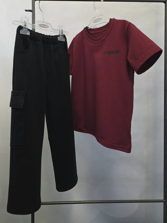 Kinder T-Shirt Six Seven Bambarillo – bequem und für jeden Tag claret