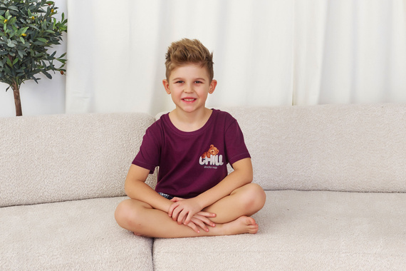 7202 „Chill“ Unisex Doctor Nap Kinderpyjama – Burgunderrot