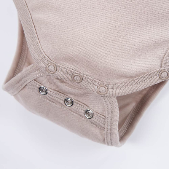 Merino-Body aus Eevi-Merinowolle – Beige