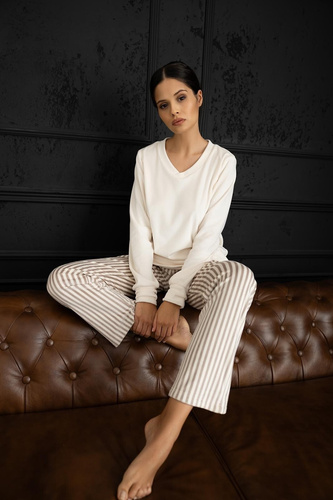 Damenpyjama Sensis Nolia ecru-mocca lang mit Taschen und Kordelzug