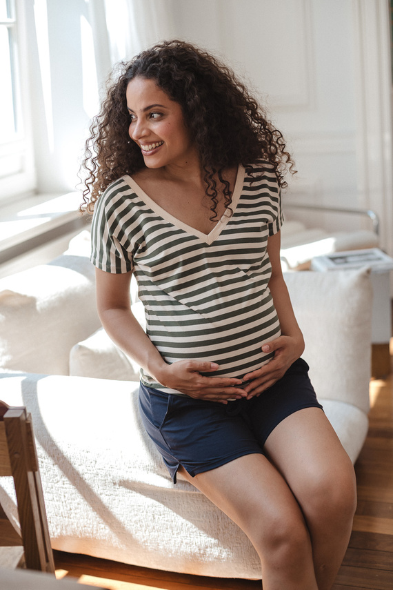 Milk&Love Umstandsbluse Two Ways 2in1 Stillbluse Wendedesign V-Ausschnitt in Biscuit-Khaki