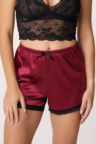 Babell Night Whisper kurze Pyjamahose aus bordeauxrotem Satin